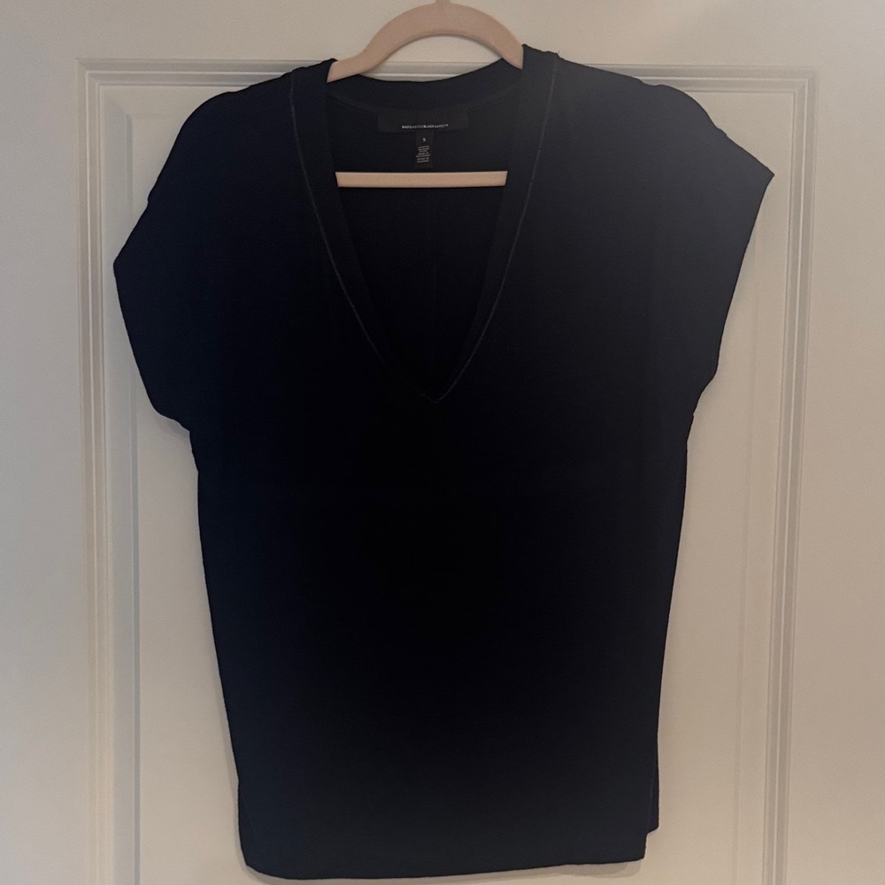 White House Black Market Navy V-Neck Short Sleeve Top